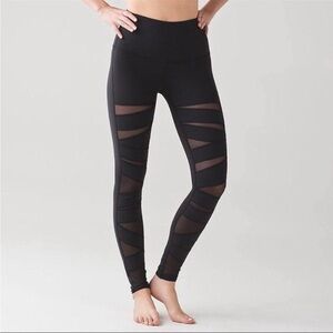 Lululemon Wunder Under Leggings - Tech Mesh size 10